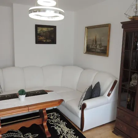 Apartment Comfortable In Centre Of For 4 Persons Miedzyzdroje