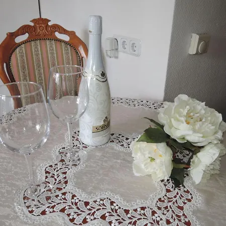 Apartment Comfortable In Centre Of For 4 Persons